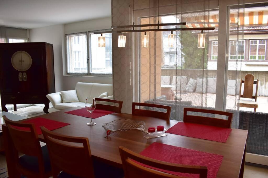 Modern Apartment 모던 펜션 Interlaken Esterno foto