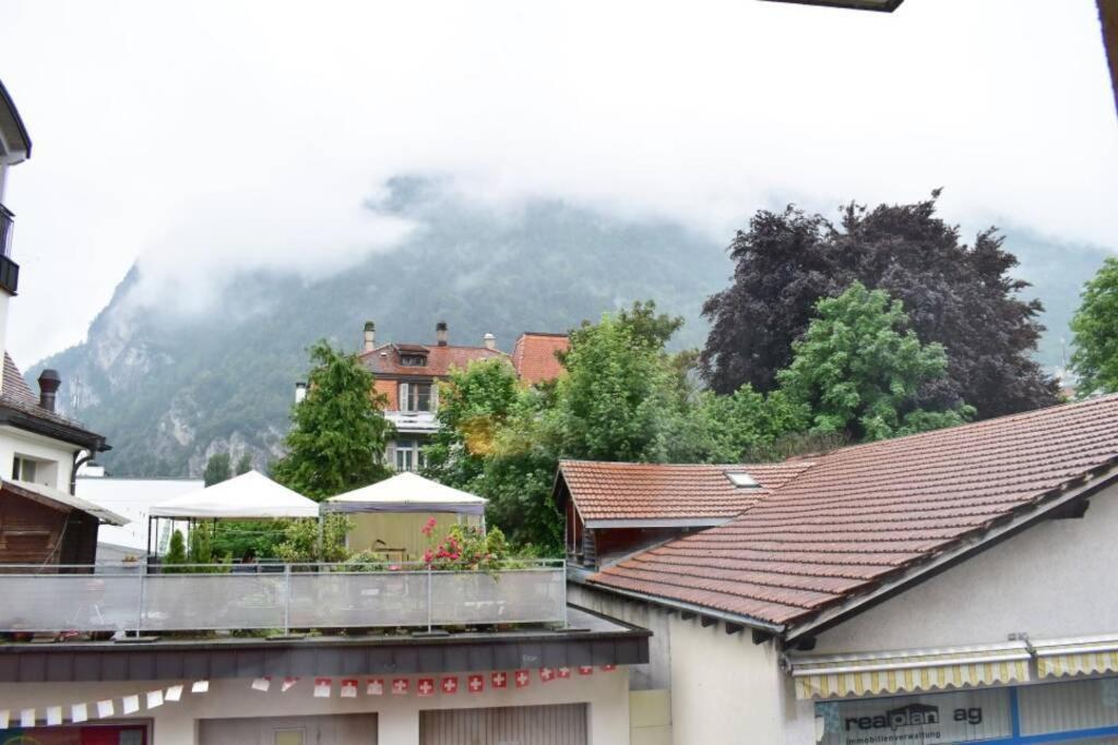 Modern Apartment 모던 펜션 Interlaken Esterno foto